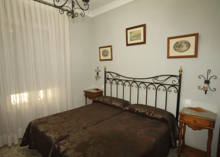 Hostal Roma Seville